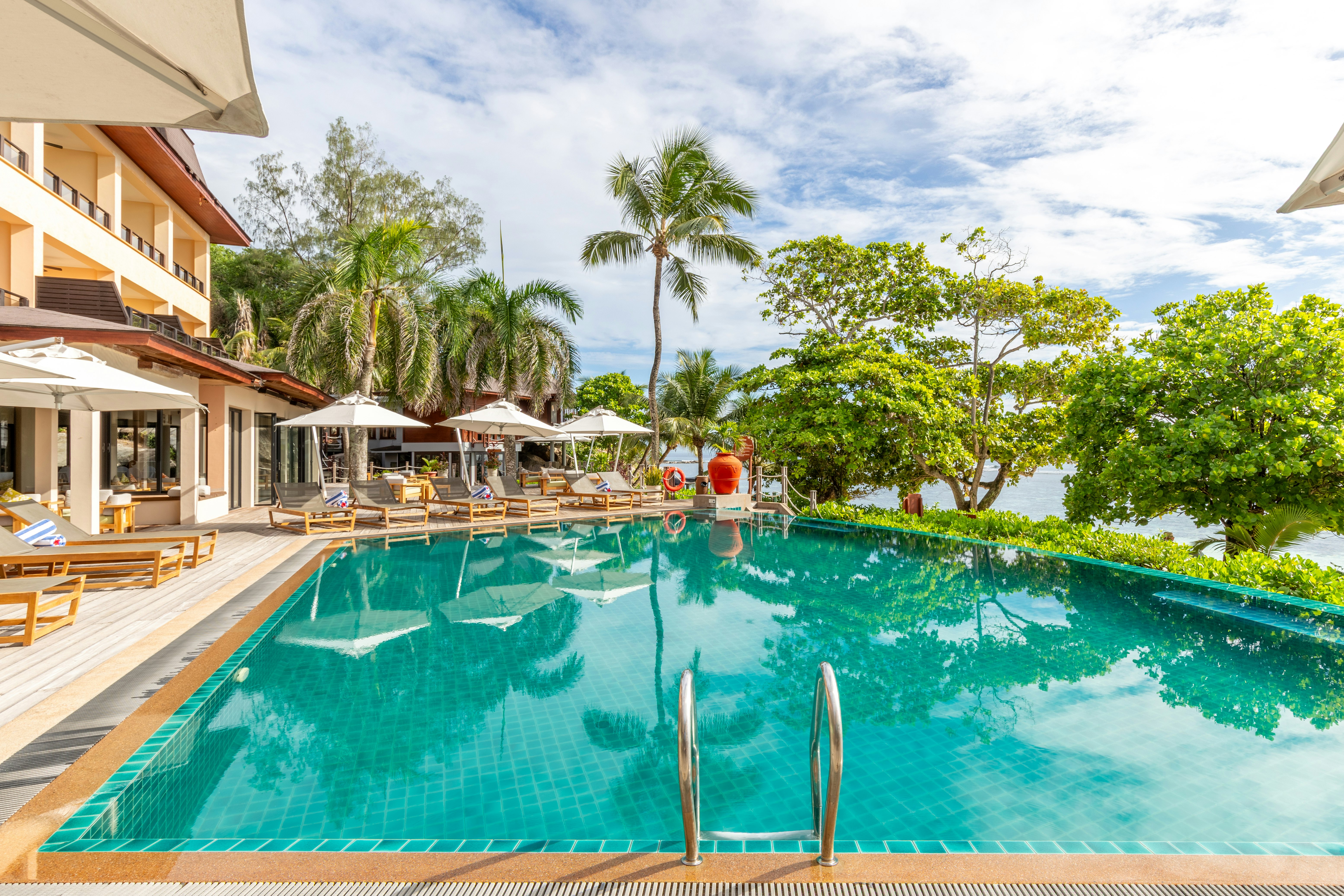 Doubletree By Hilton Seychelles Allamanda Resort And Spa 68/70