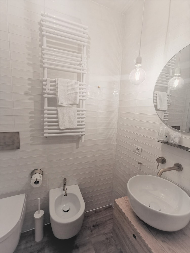 Rio Hotel 47/54