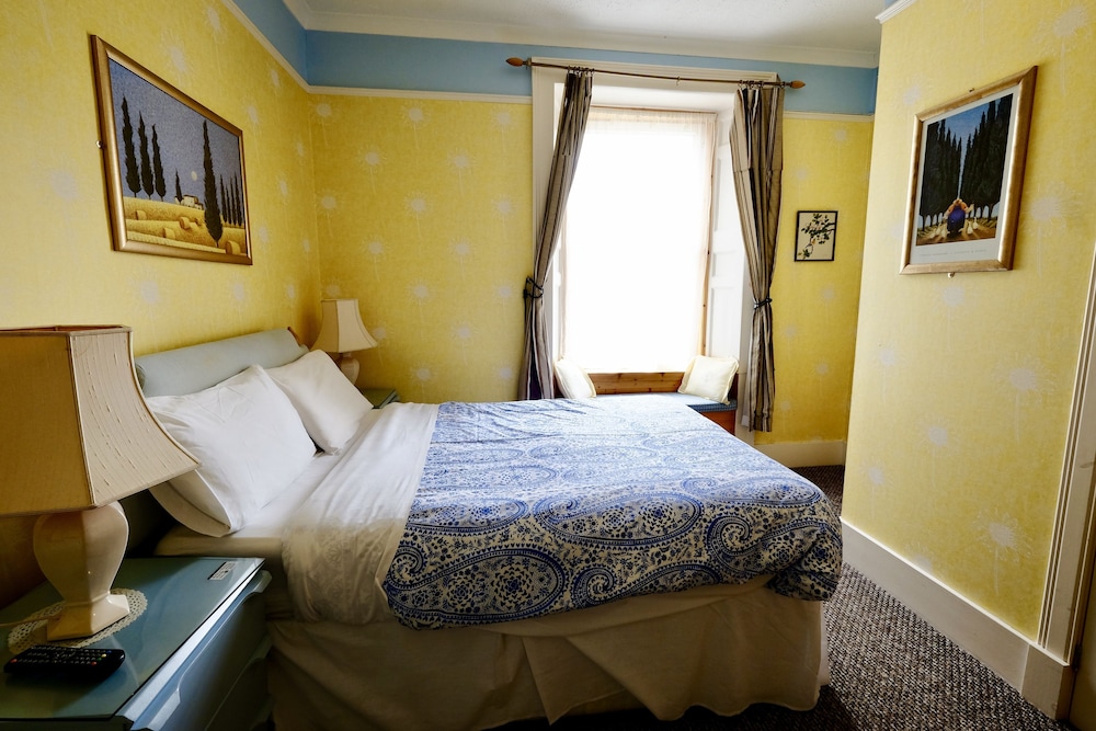 Talisker Guest House 3/44