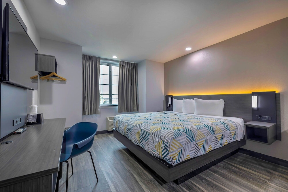 Motel6 Fort Worth, TX - Burleson 21/60