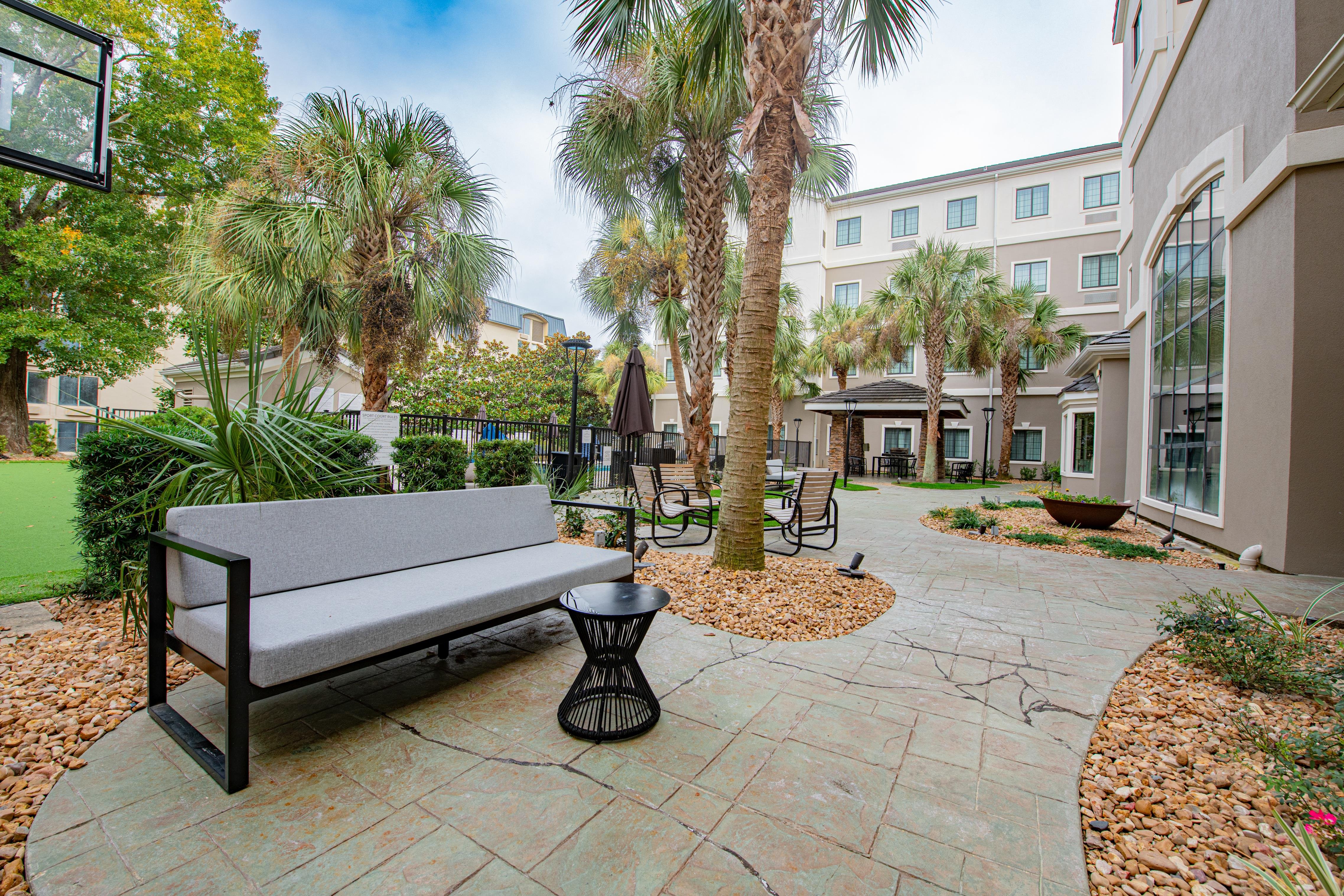 Staybridge Suites Lafayette Airport 59/63