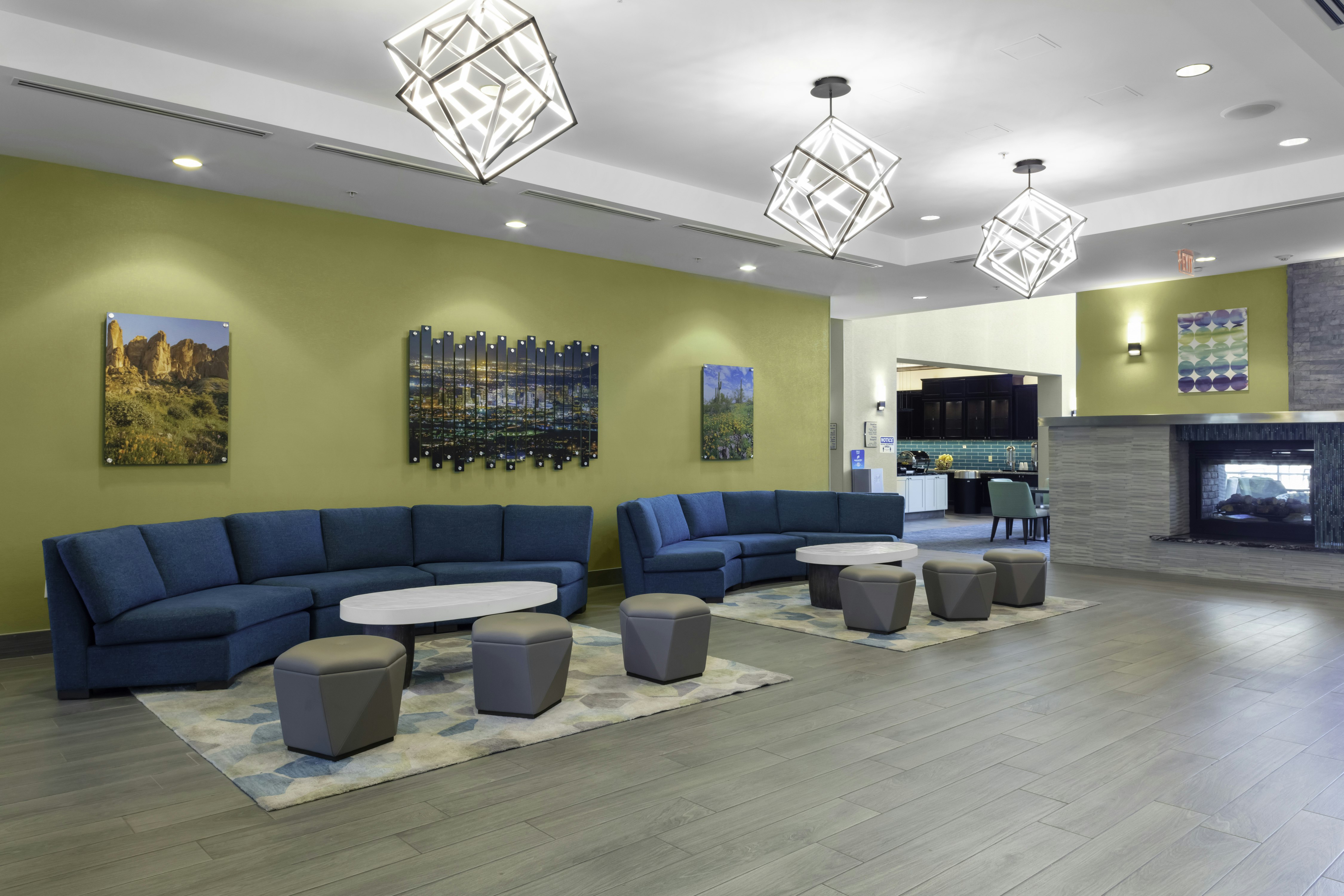 Homewood Suites By Hilton Phoenix Airport South 8/15