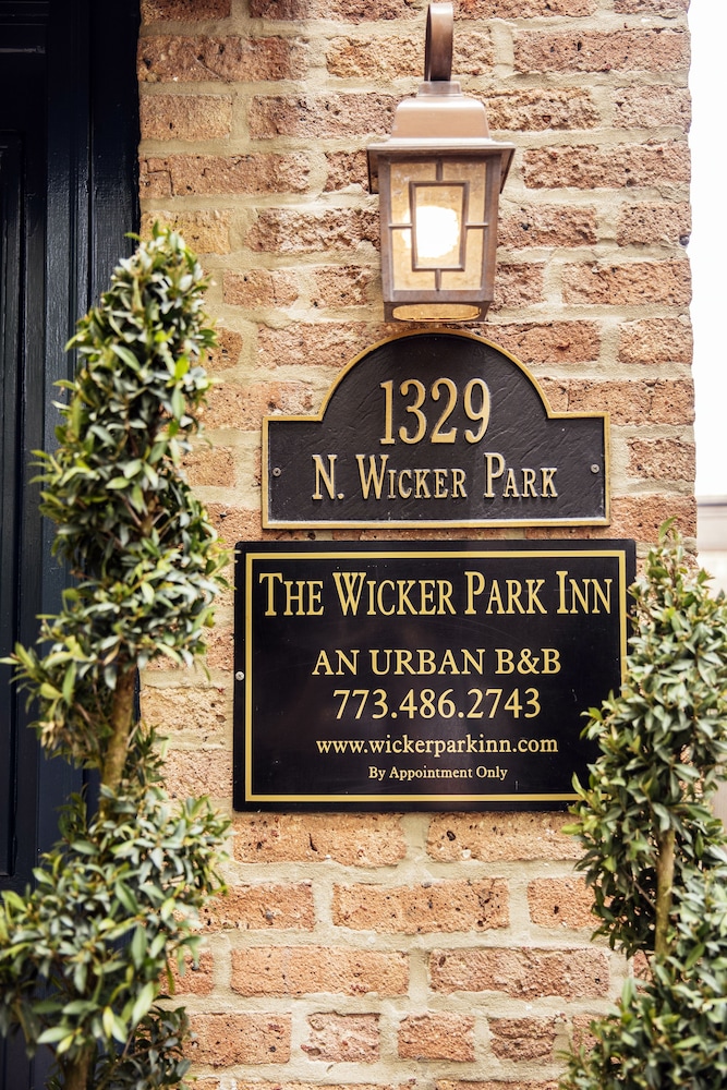 Wicker Park Inn 2/50