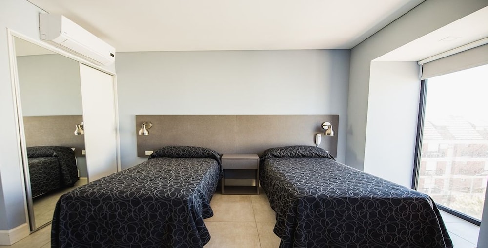 Hotel AATRAC 33/50