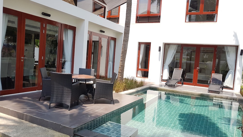 Pranaluxe Pool Villa Holiday Home 24/41