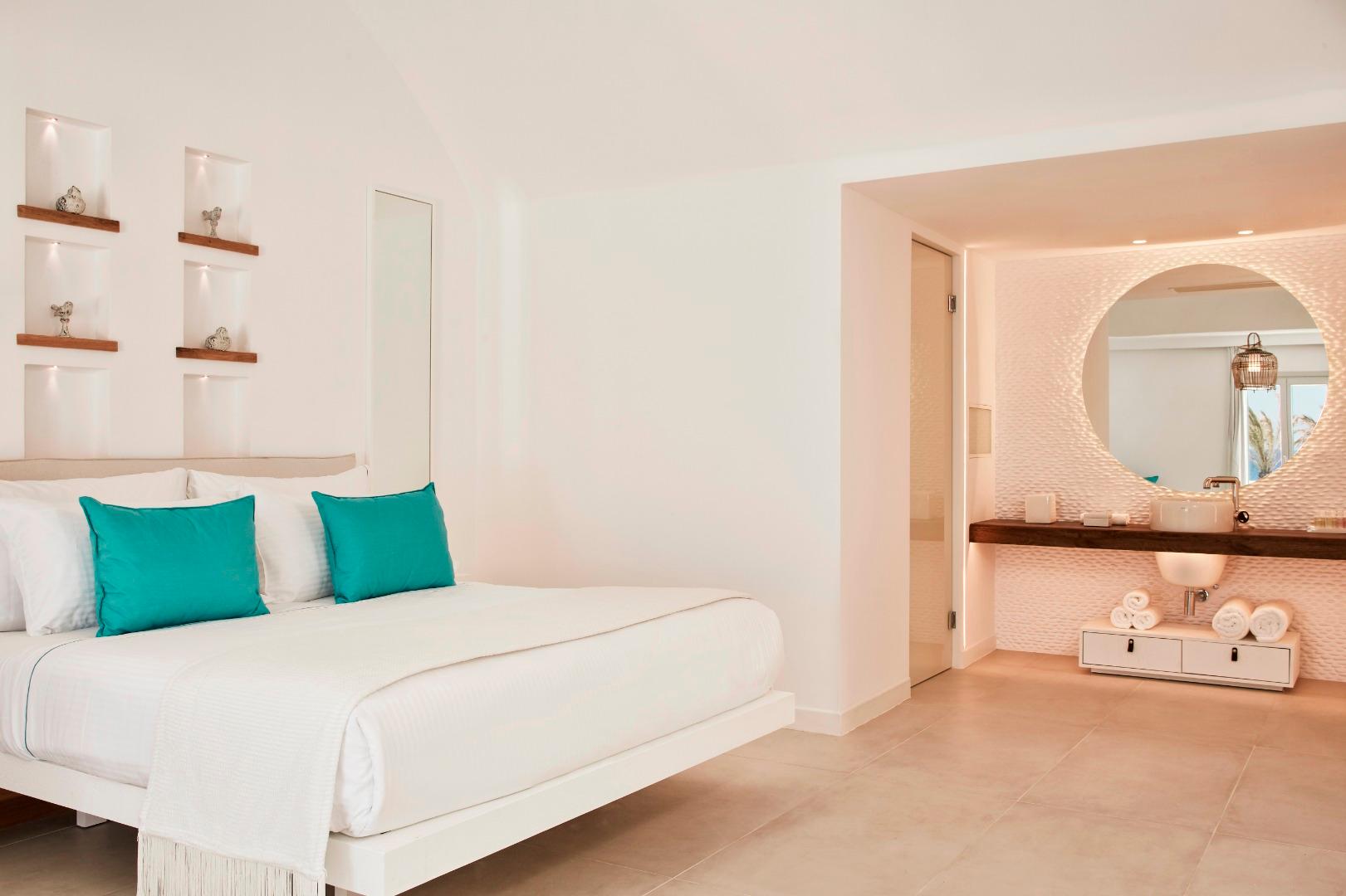 SIGNATURE, SUITE, PRIVATE POOL