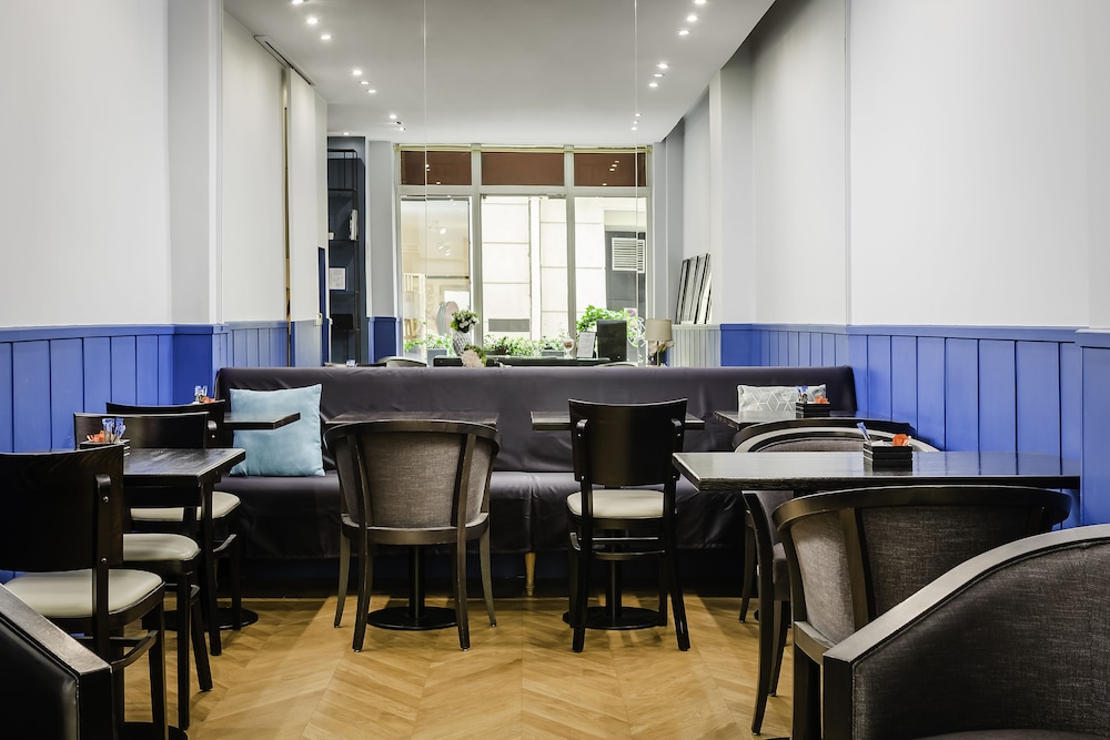 HOTEL ELYSEE ETOILE 34/47
