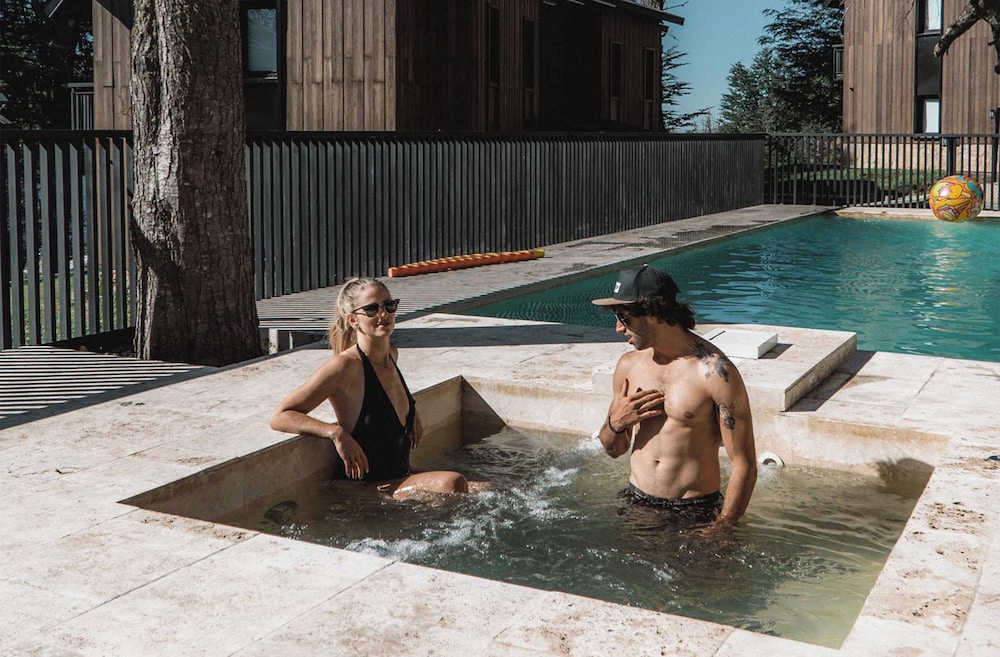 El Refugio Ski & Summer Lodge 25/49