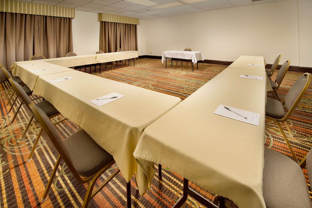 Hampton Inn Haverhill 40/50