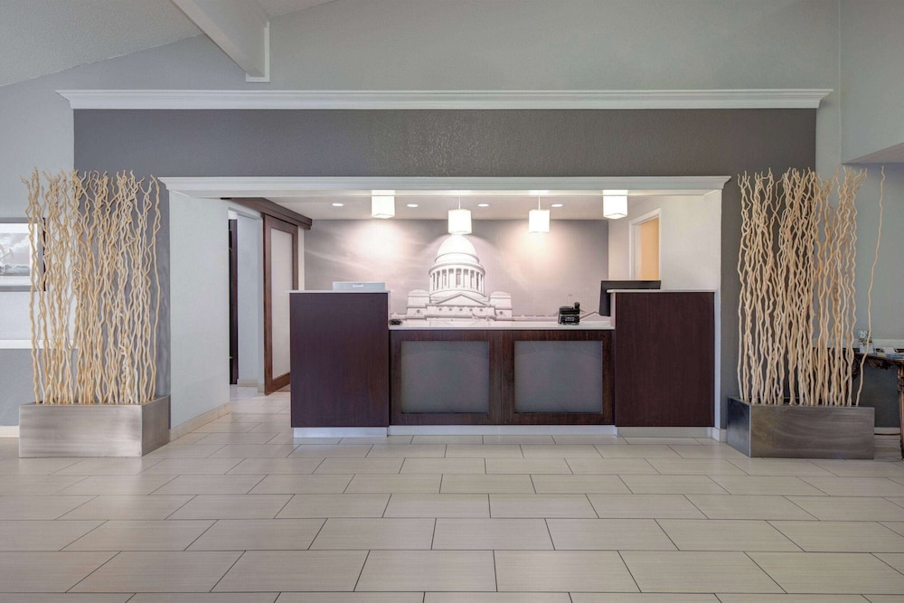 La Quinta Inn El Dorado 7/53