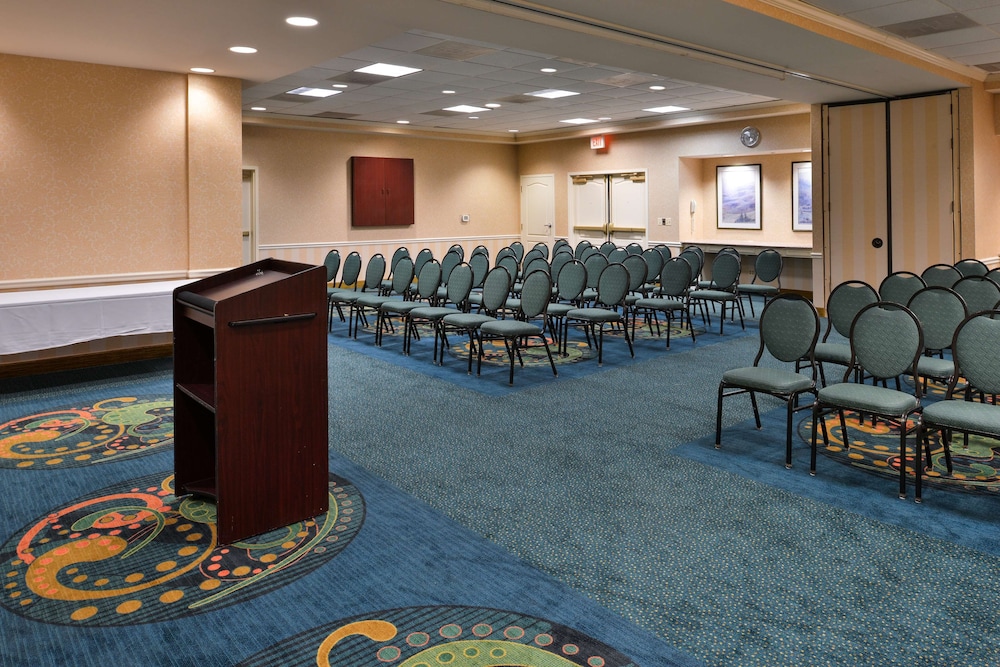 Hilton Garden Inn Columbia, MD 38/61