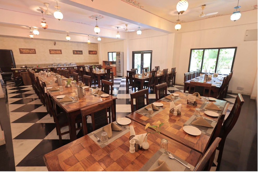 Atulya Niwas Udaipur 36/49