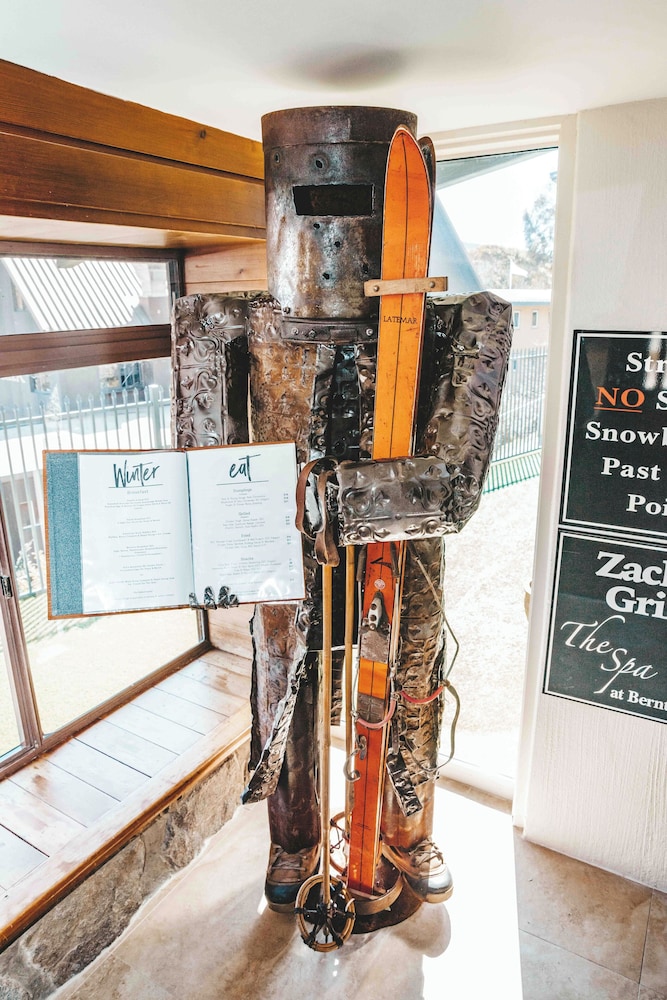 Bernti's Mountain Inn 2/33