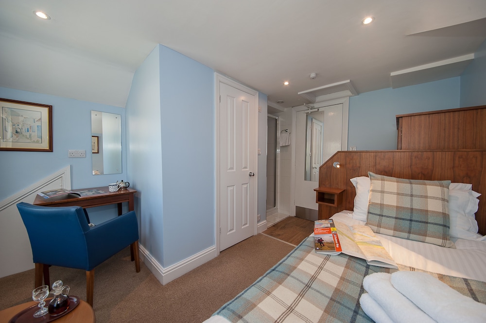 The Coppice Guest House 35/50