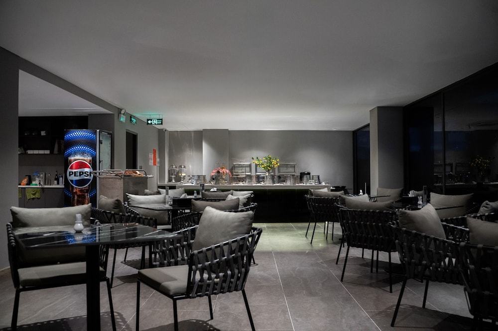JBAY Beachfront Boutique Hotel 24/33
