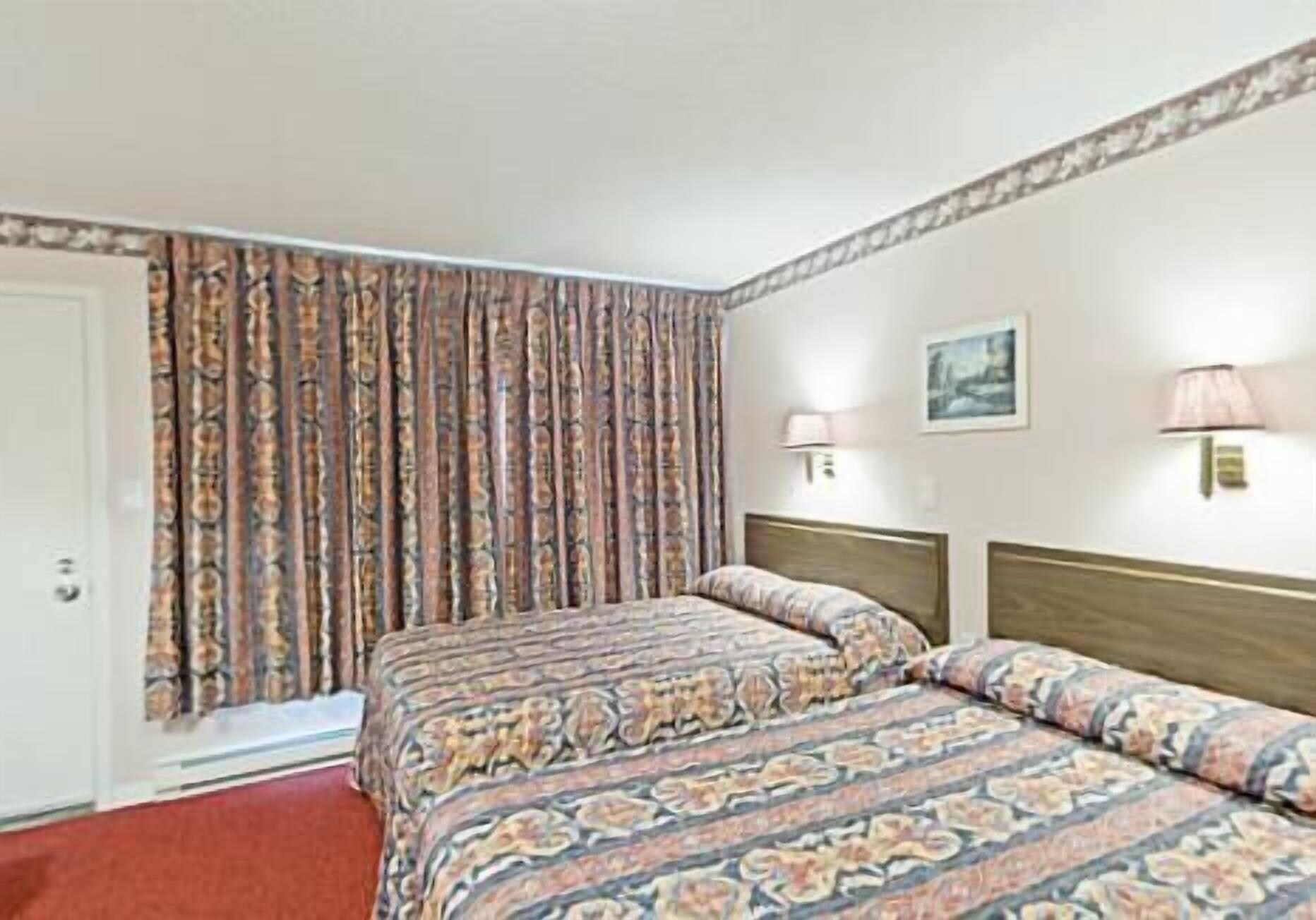 STANDARD, 2 QUEEN BEDS