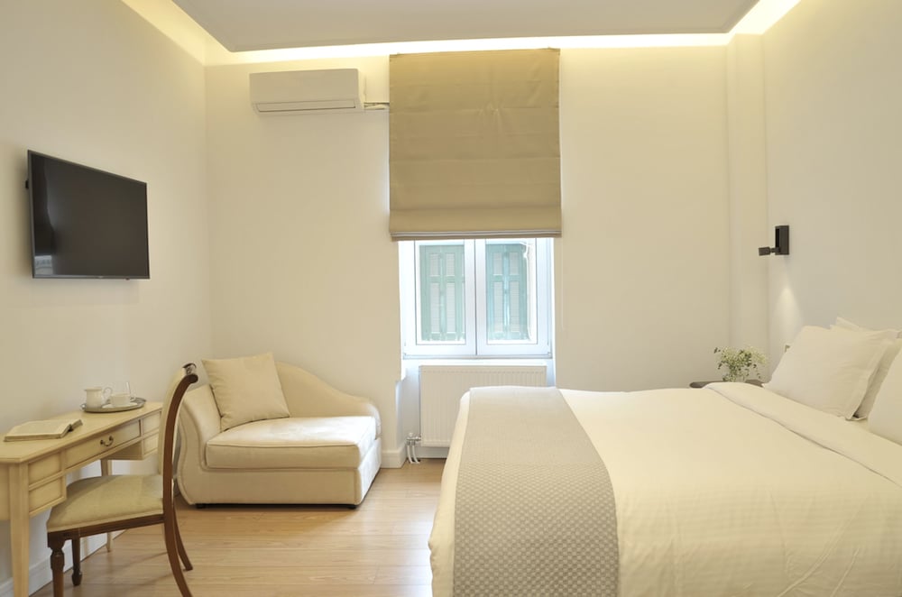 Acropolis Ami Hotel 34/37