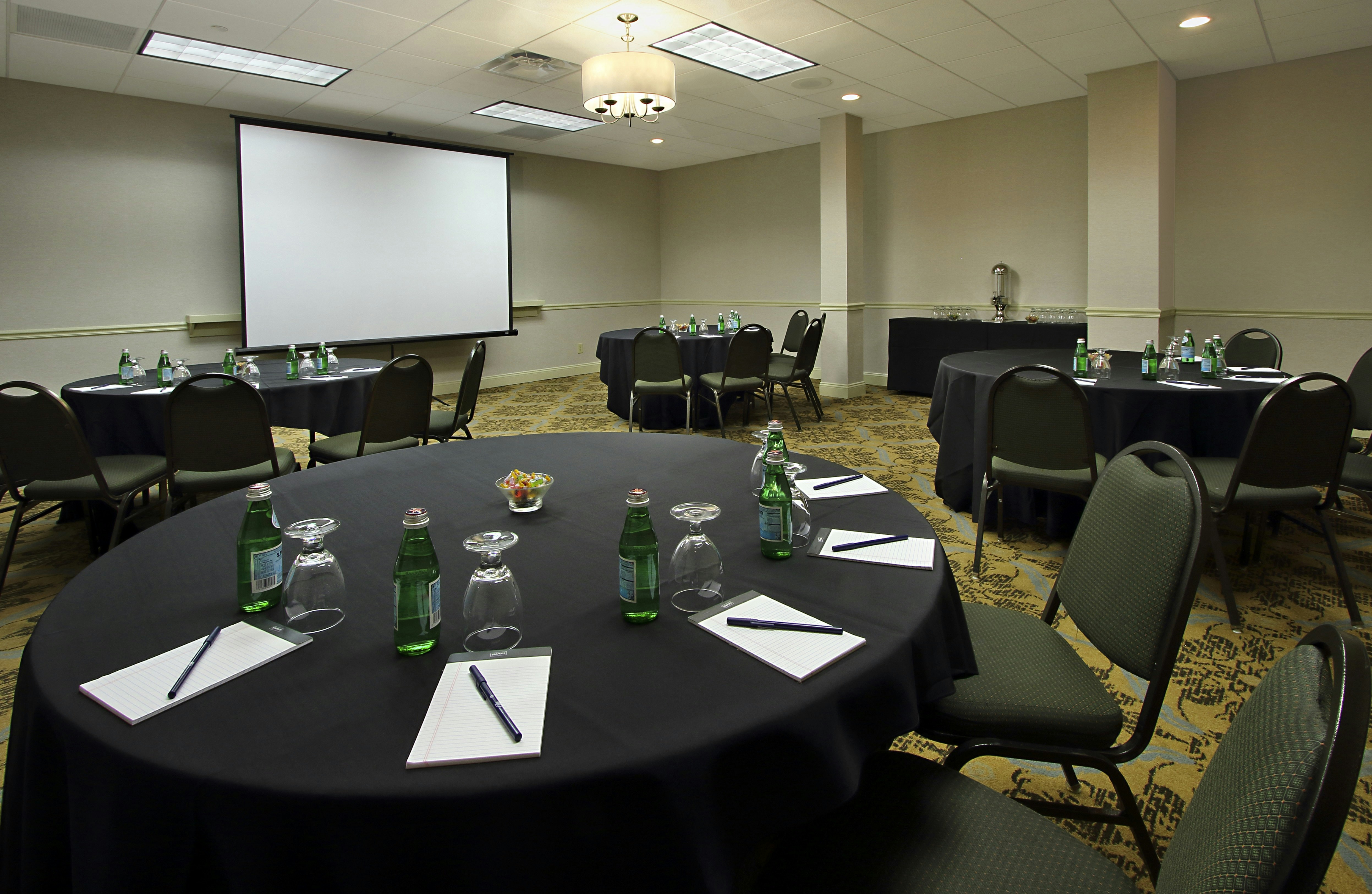Doubletree By Hilton Mahwah 49/64