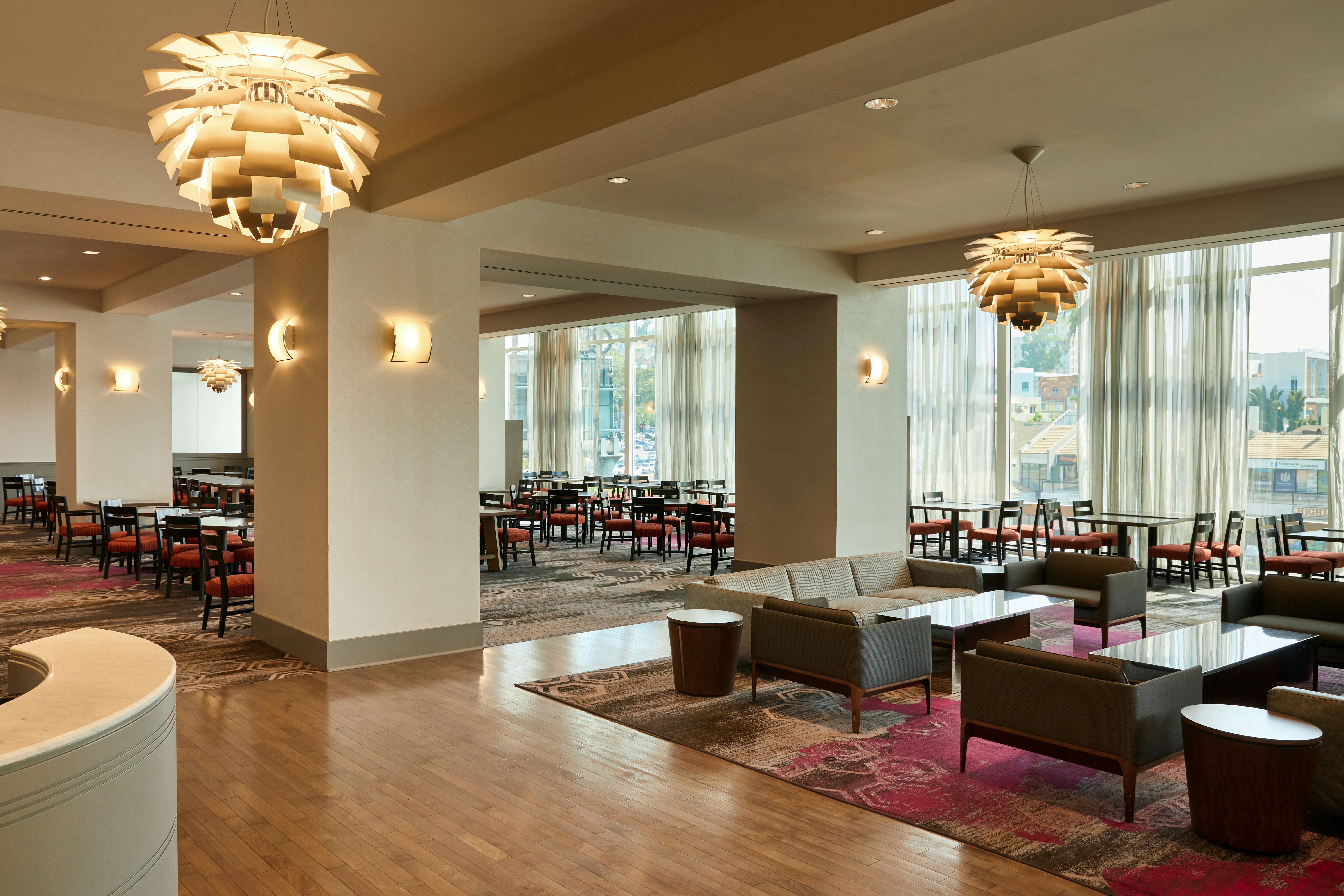 Loews Hollywood Hotel 44/73