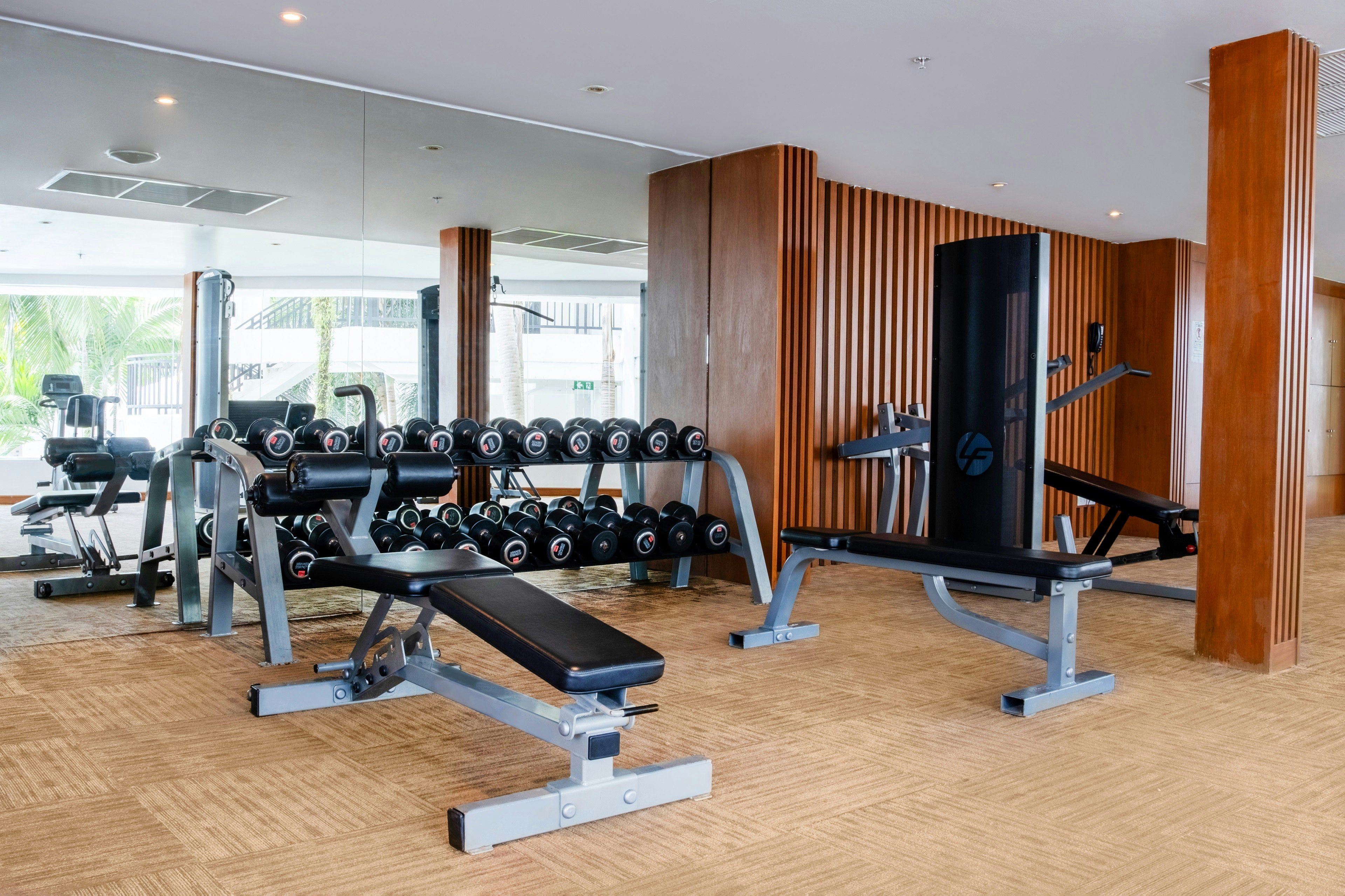 Holiday Inn Resort Phuket Karon Beach 24/50