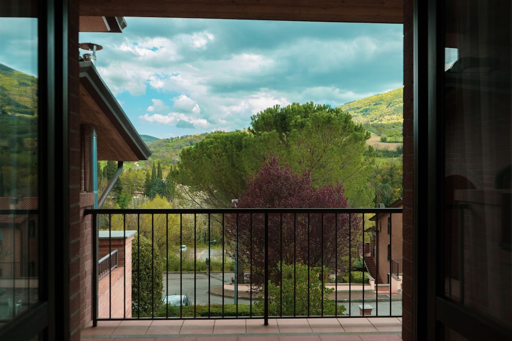 Carpediem Assisi Living Club 45/50