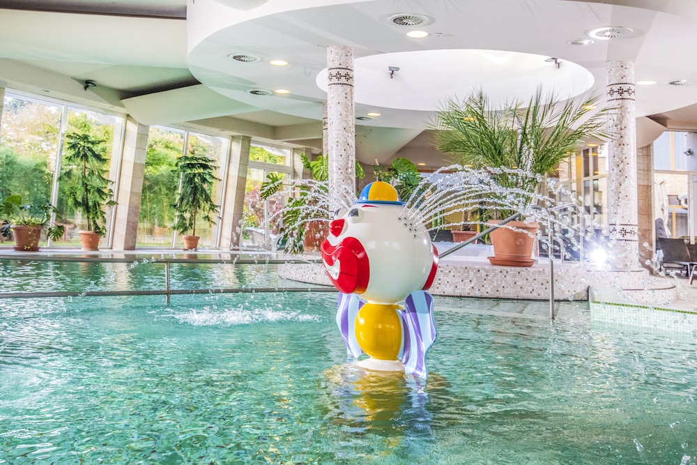 Residence Balaton Conference Wellness Hotel 34/42