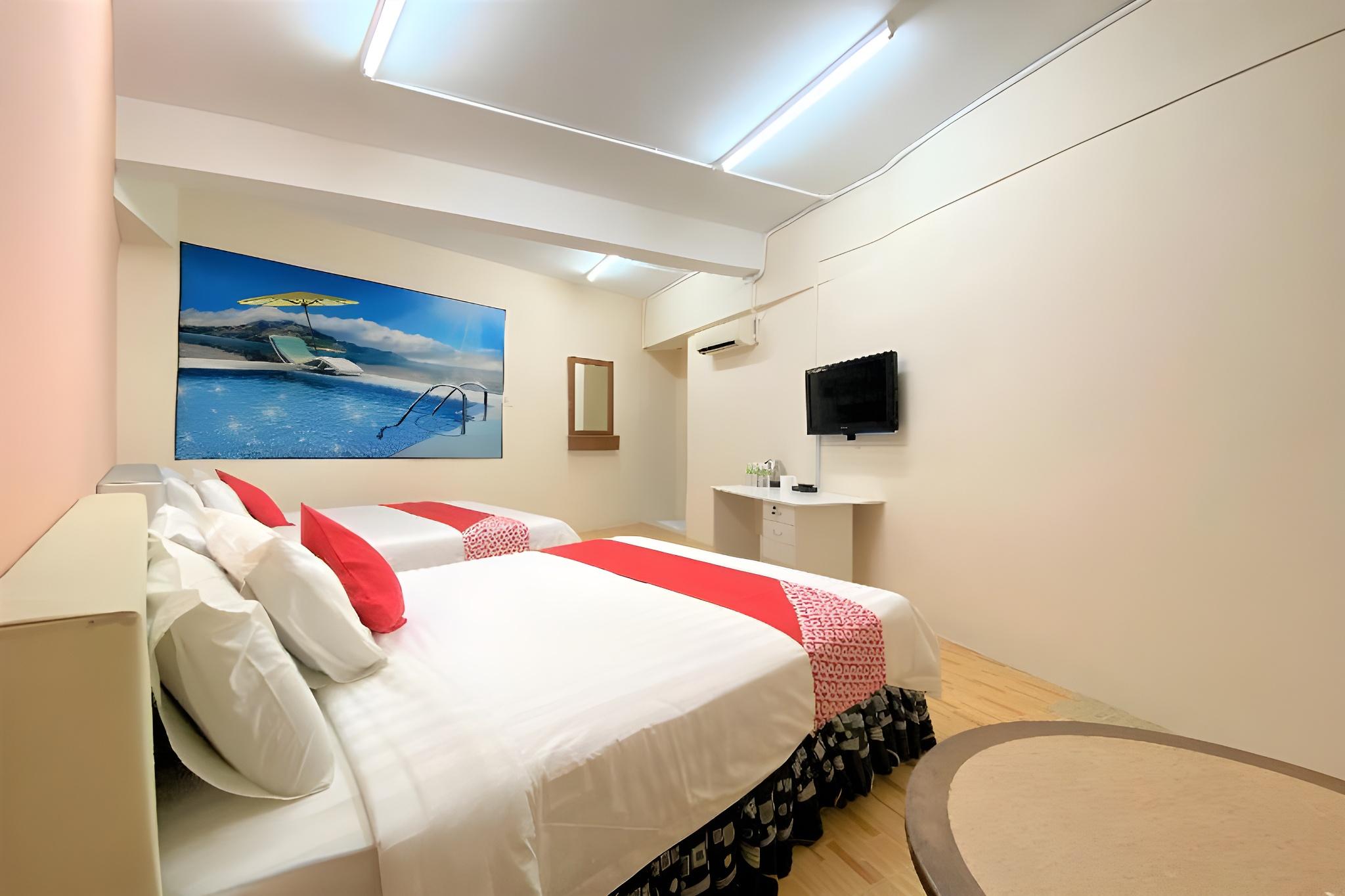 Bhotel 32/50