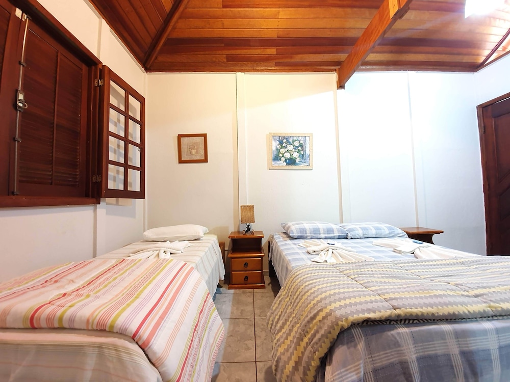 ROOM, TRIPLE