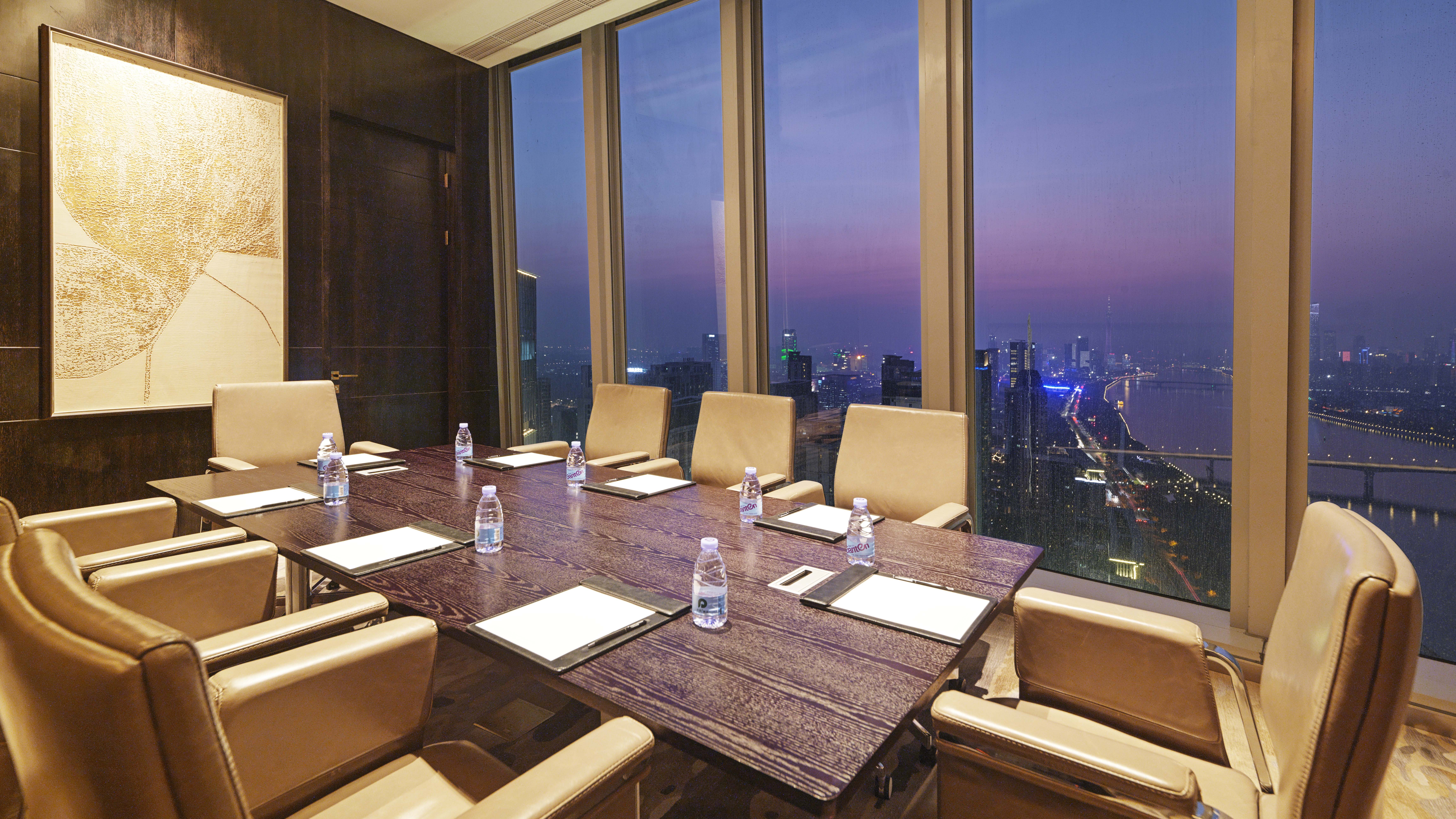 Intercontinental Guangzhou Exhibition Center 33/50