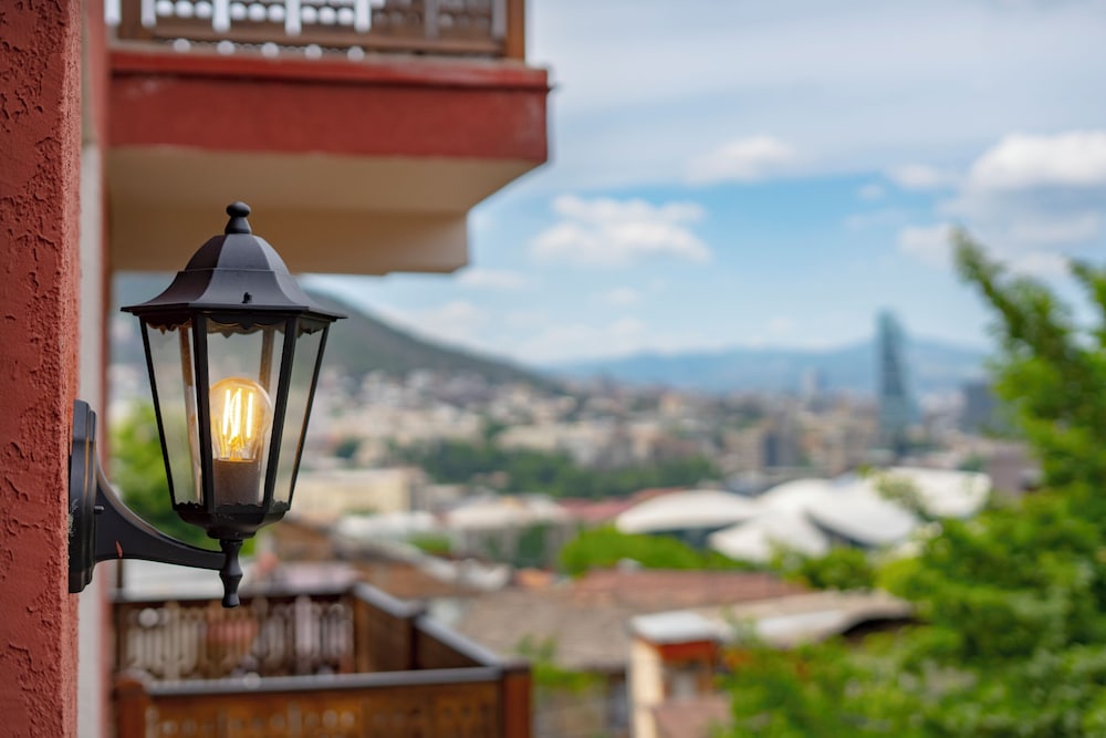 Iris Hotel Tbilisi 58/60