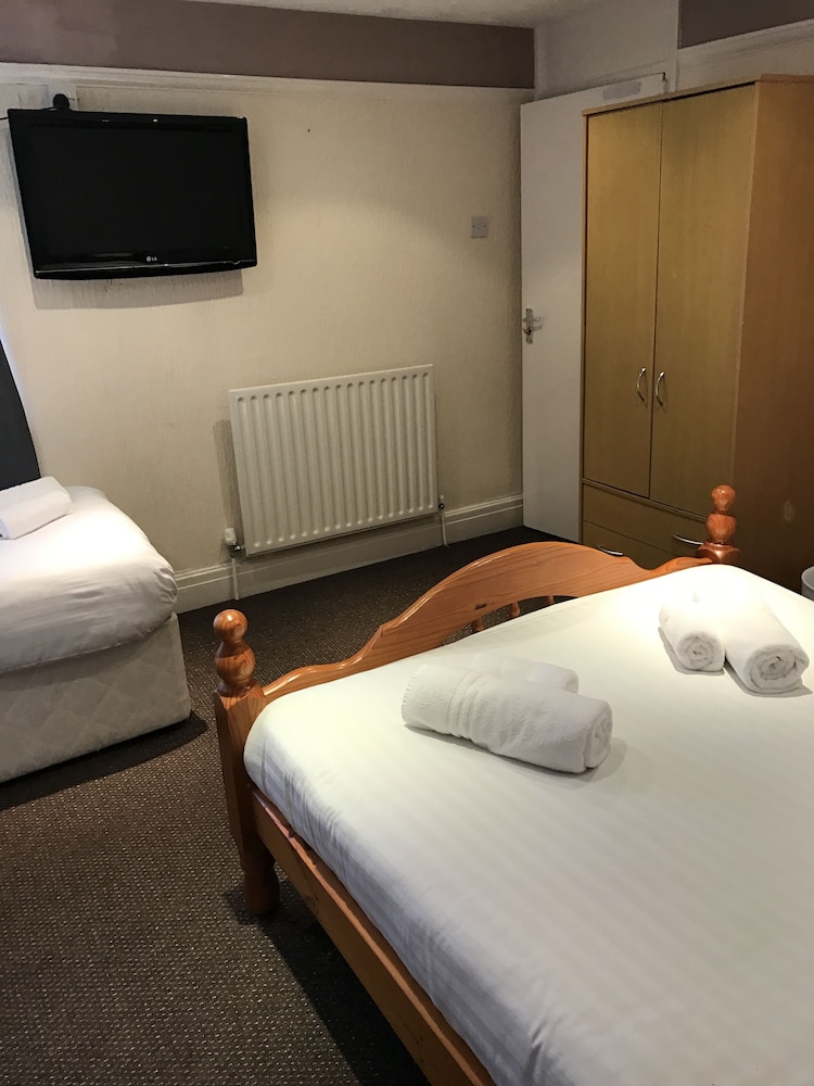 ROOM, TRIPLE