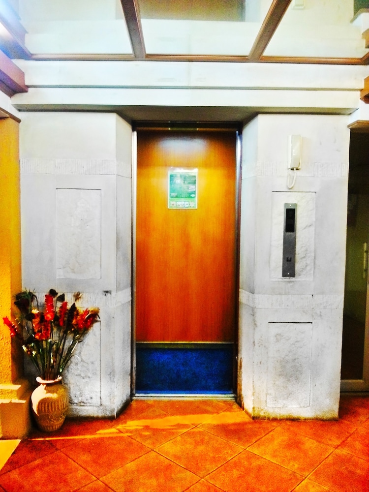 康帕斯酒店集团旗下素坤逸路娜娜皇家象牙酒店(ROYAL IVORY SUKHUMVIT NANA BY COMPASS HOSPITALITY) 图片2