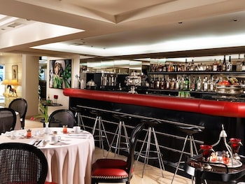 Best Western Plus Embassy Hotel 5/48
