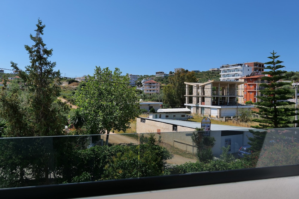 VILA PARK BUJARI 34/50