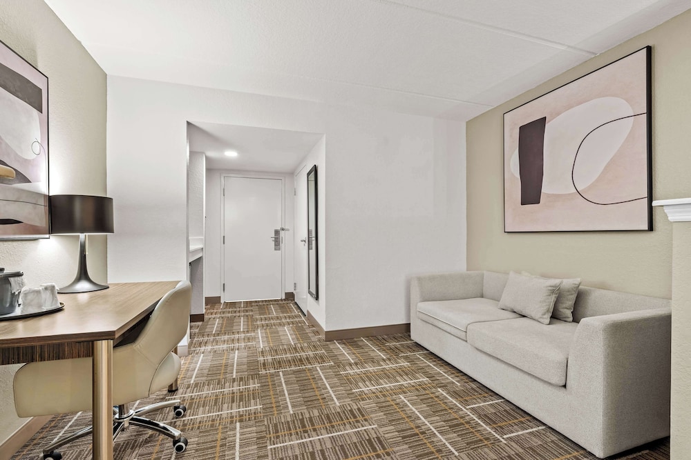 Sonesta Essential Orlando 31/49