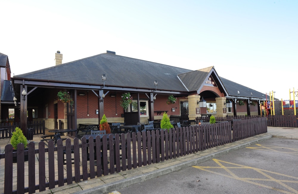 Premier Inn Falkirk (Larbert) in Larbert
