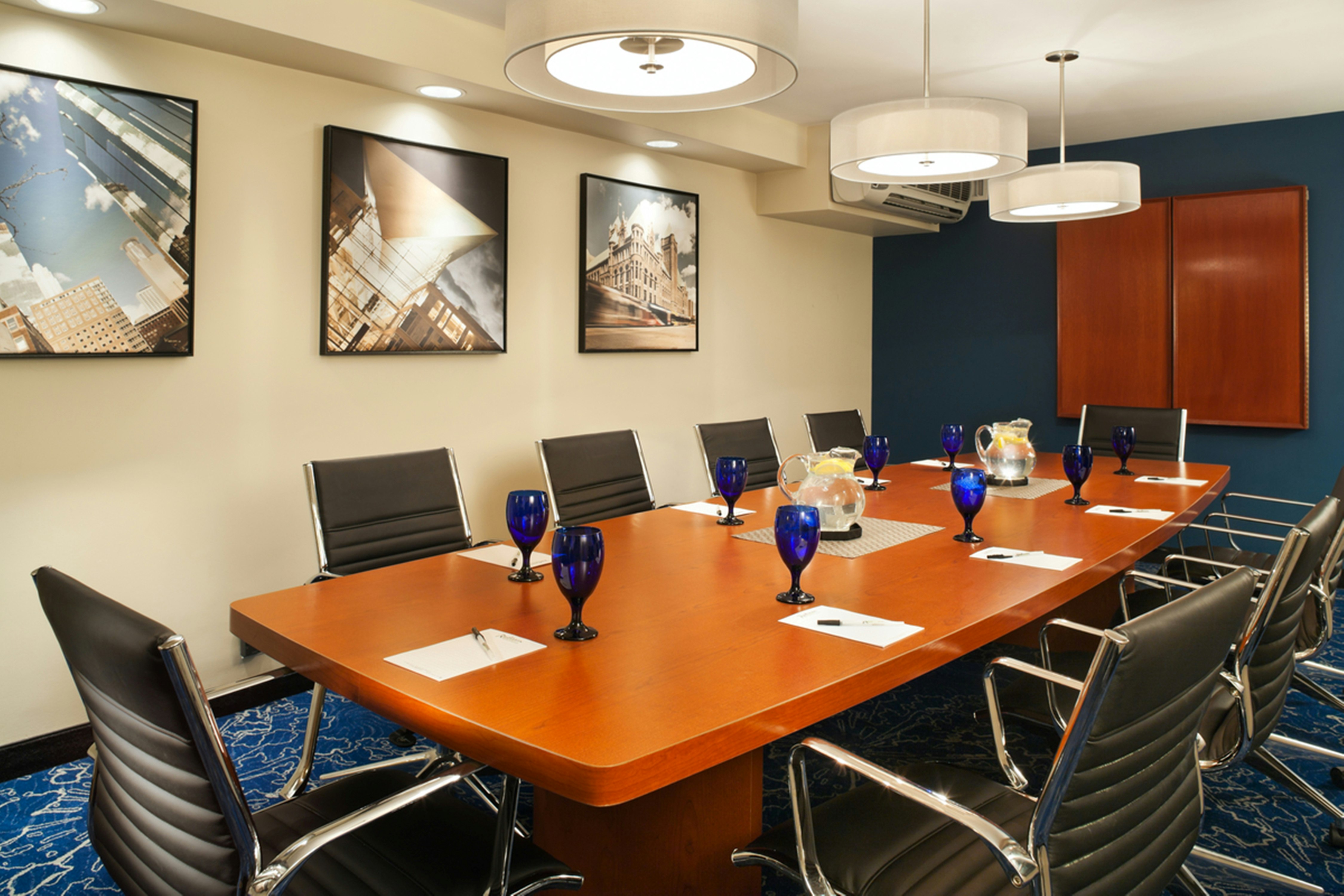 Doubletree By Hilton Roseville Minneapolis 34/40
