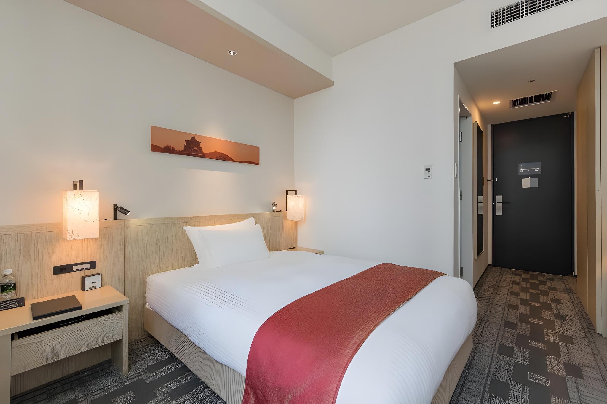 Semi Room, King Bed