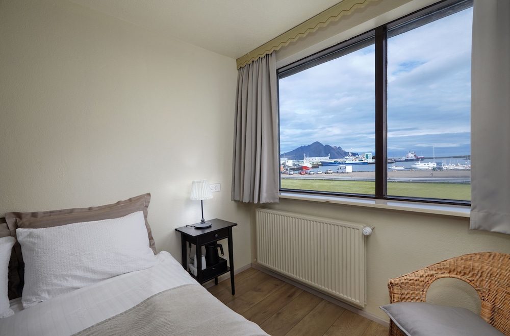 Hofn - Berjaya Iceland Hotels 7/24