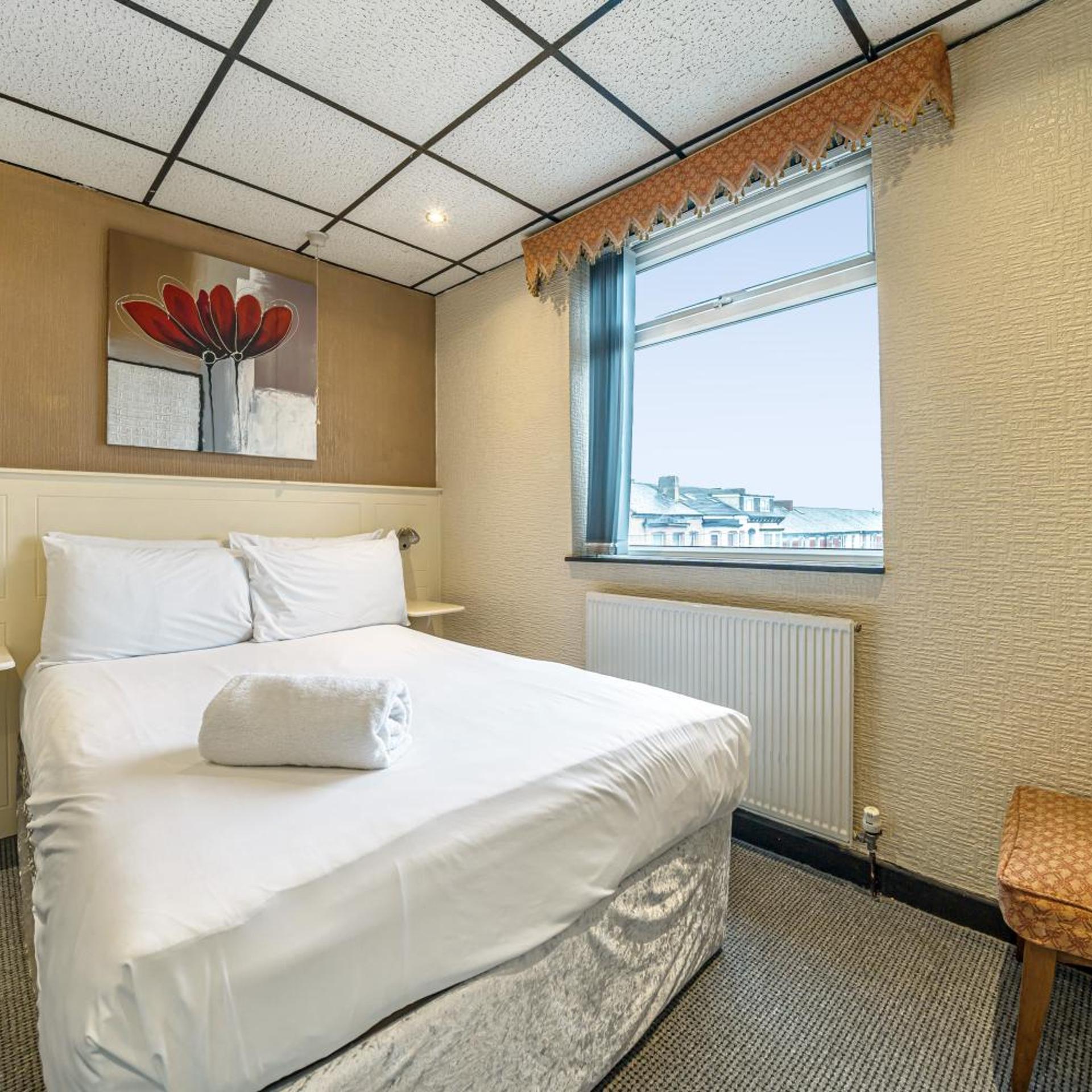 ROOM, DOUBLE BED, ACCESSIBLE