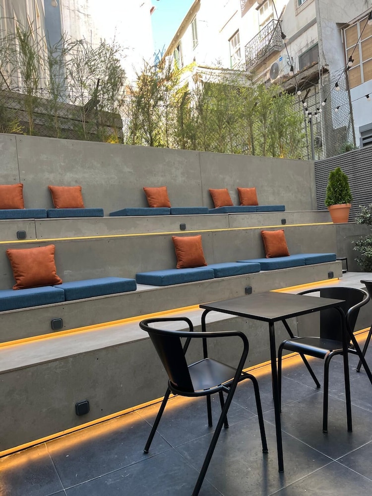 Inspira Santos Boutique Hotel 38/39