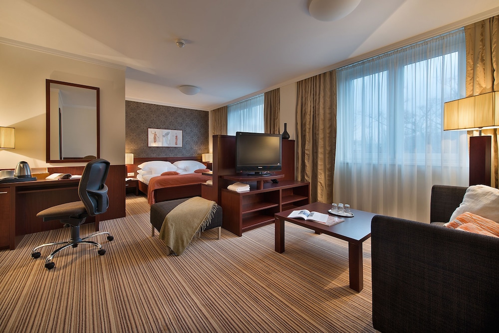 Apollo Hotel Bratislava 45/65