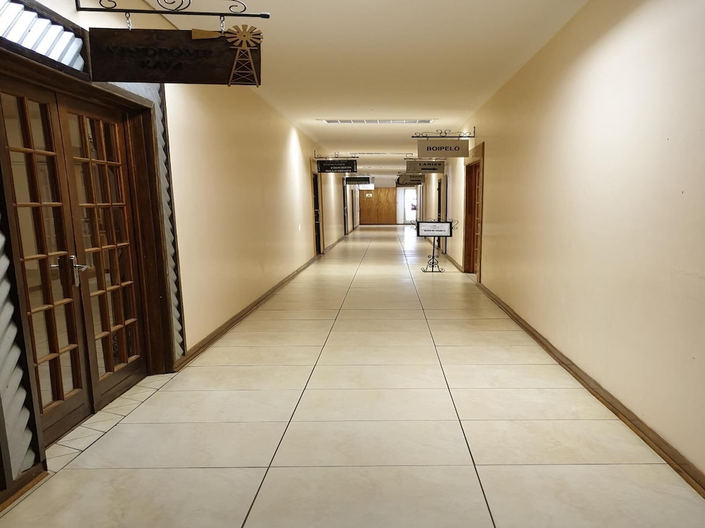 Kuruman Lodge 7/18