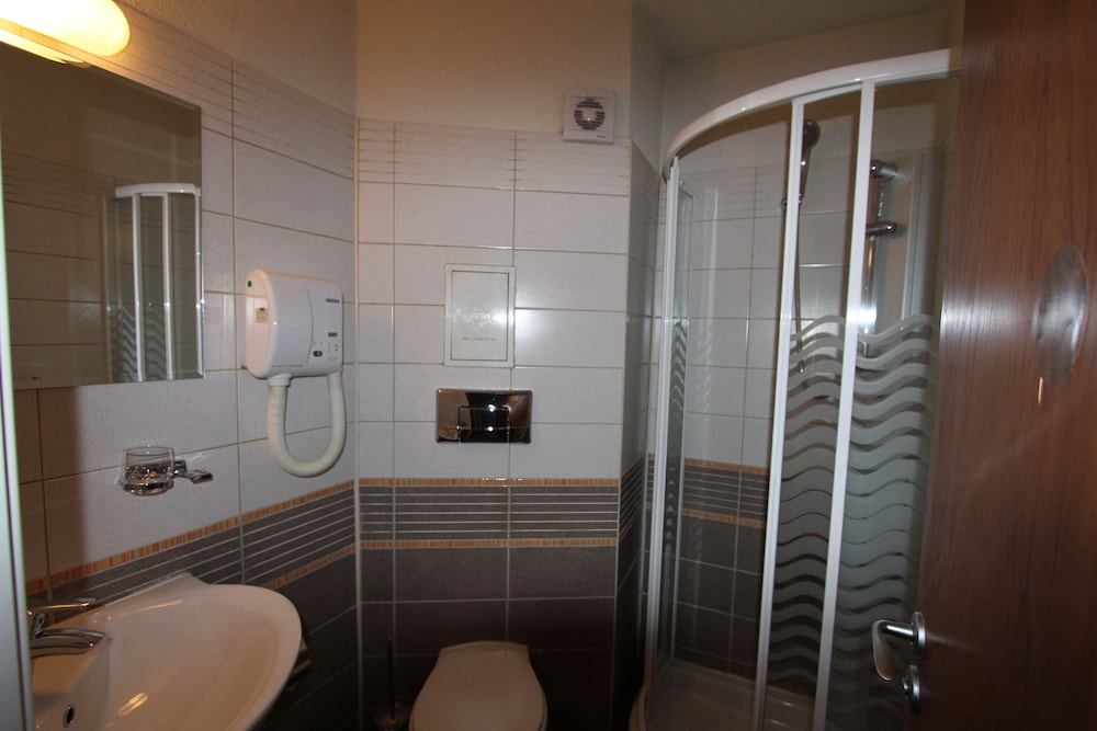 Kap House Hotel 49/50