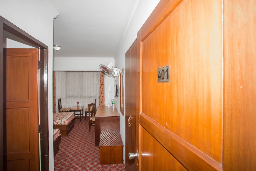 Fuji Hotel 50/50