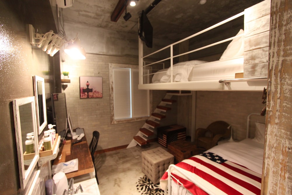 February Hotel Hwanggeum 51/93