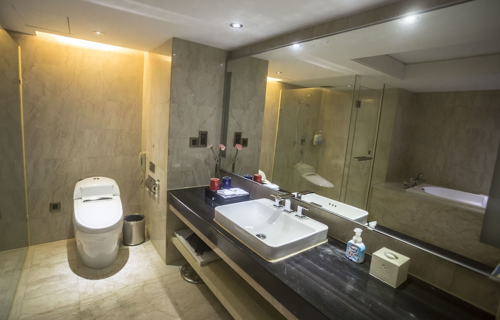 Manhattan Kinlen Hotel - Shishi 24/25