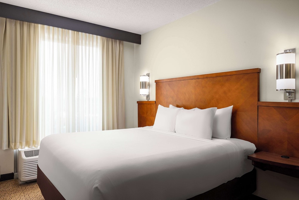 Hyatt Place Memphis/Germantown 12/64