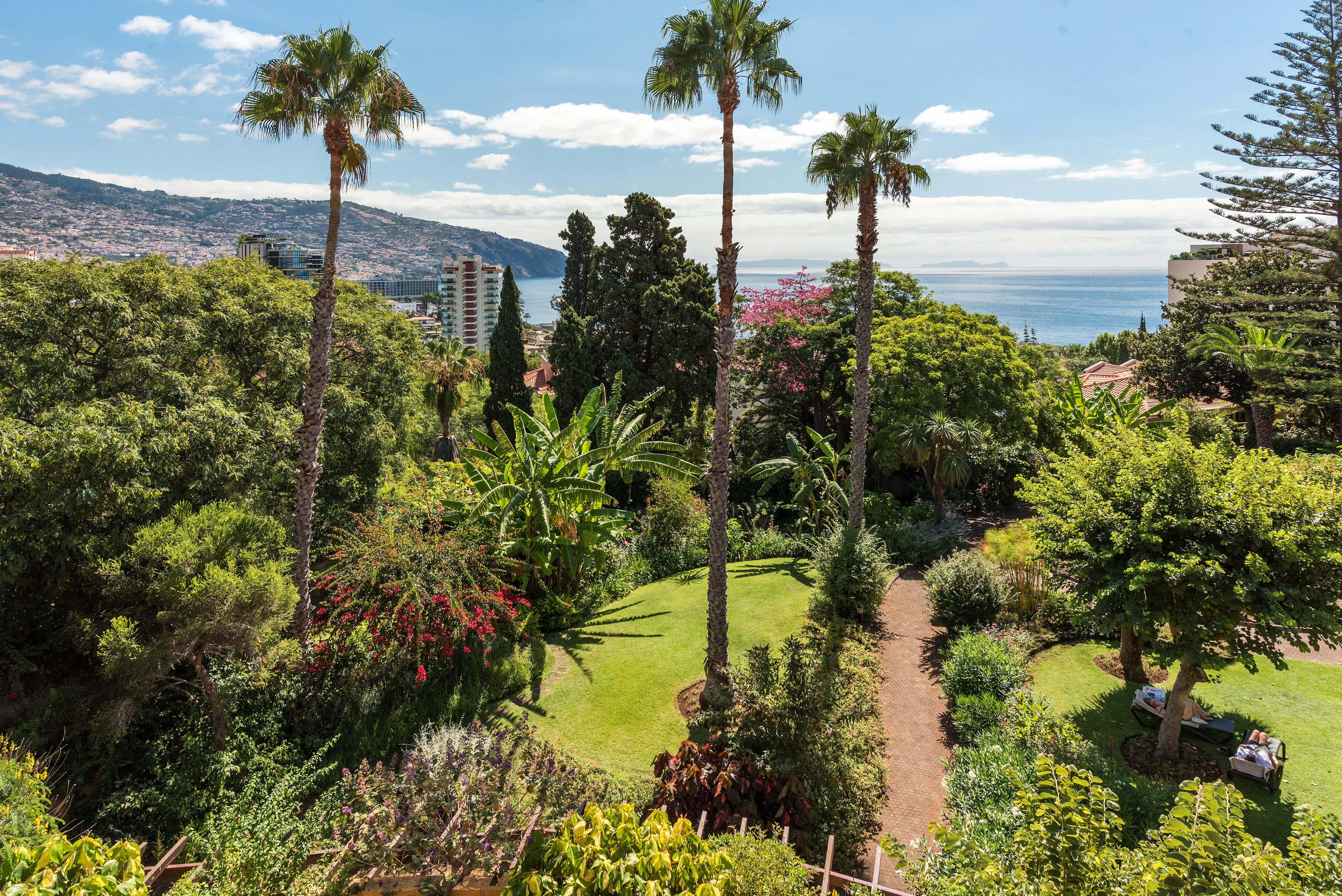Pestana Village Garden Hotel 34/39
