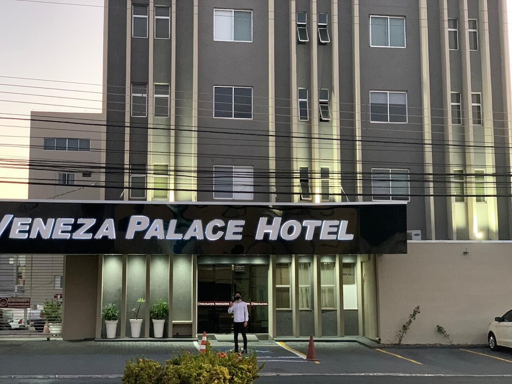 Veneza Palace Hotel 5/42